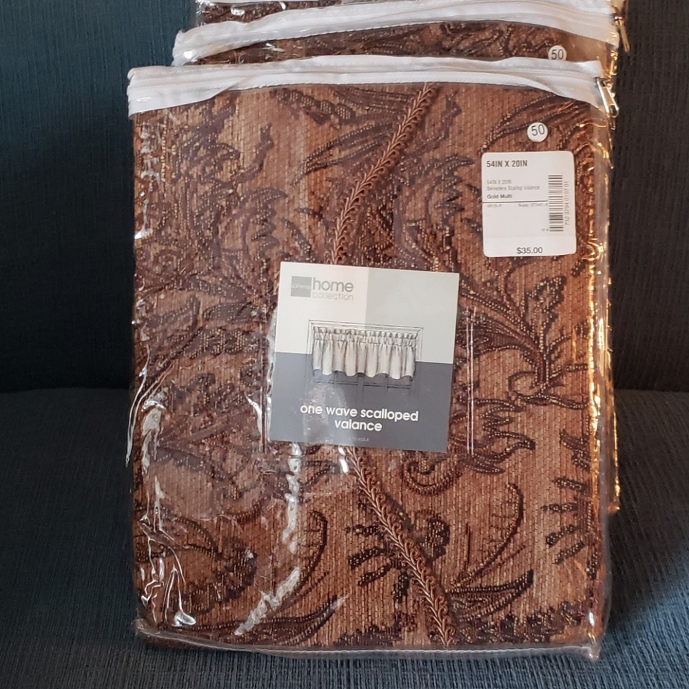 NWT JCPenney At Home Collection Valance